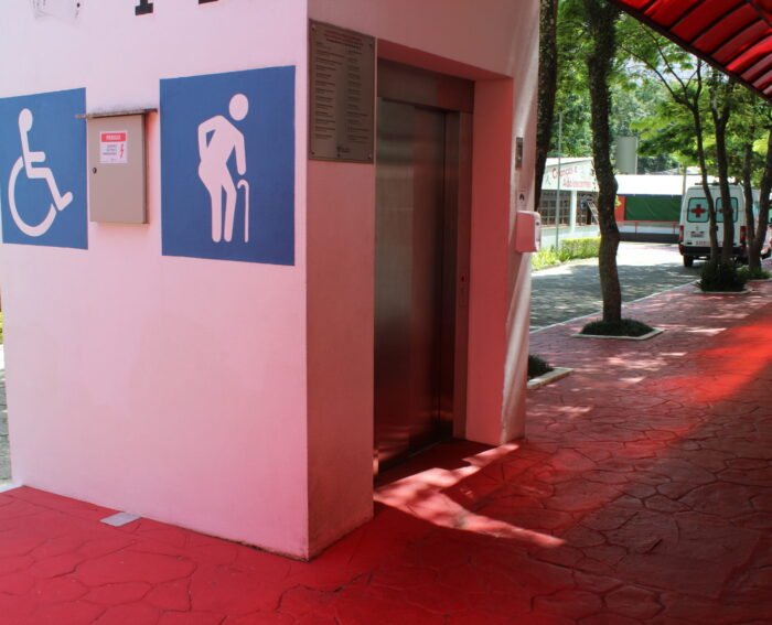 Elevador Centro Masculino