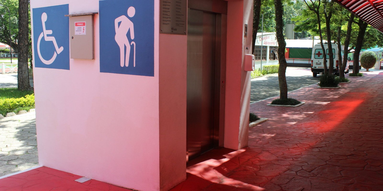 Elevador Centro Masculino