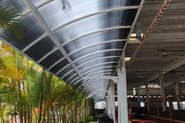 7377aa4c-90b7-4442-90c2-b3eee68ffac8 Instalação de novos toldos nas Canchas de Bocha (09/10/2025)