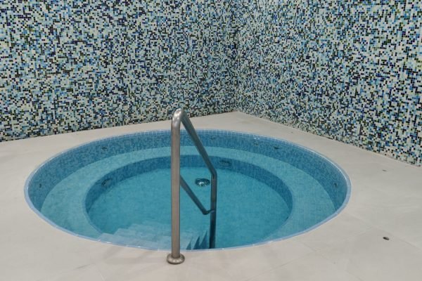 Novo piso na sauda feminina (11/11/2025)